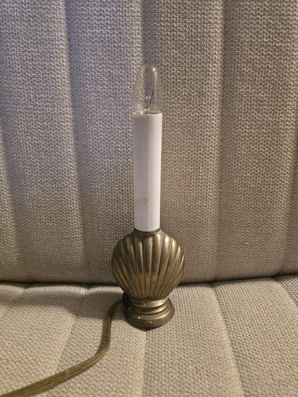 Vintage Brass Seashell Clam Shell Accent Nightlight Figure Works